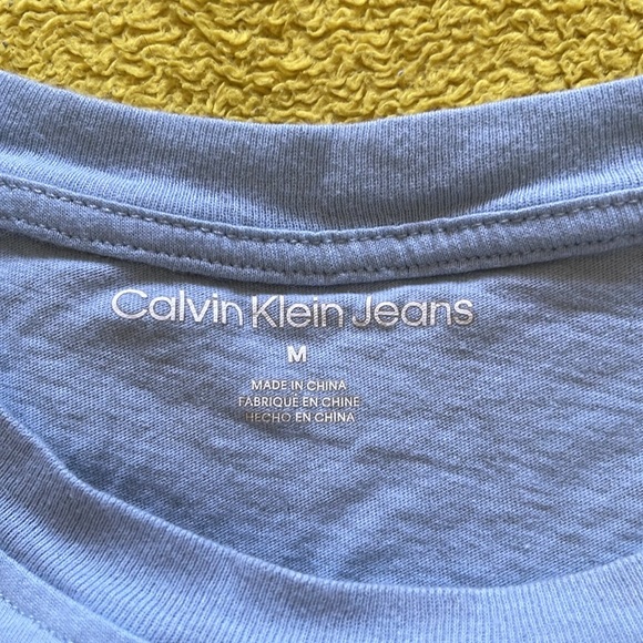 Blue top - Picture 2 of 2